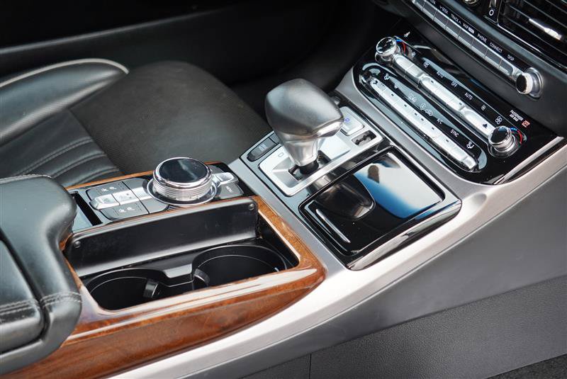 Used 2019 Genesis G90 5.0 Ultimate RWD image 76