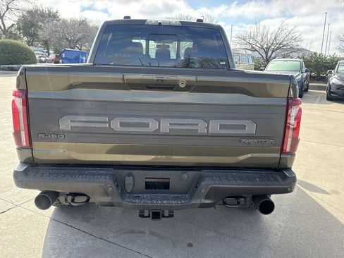 Used 2025 Ford F150 Raptor image 4