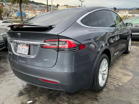 Used 2017 Tesla Model X 75D image 81