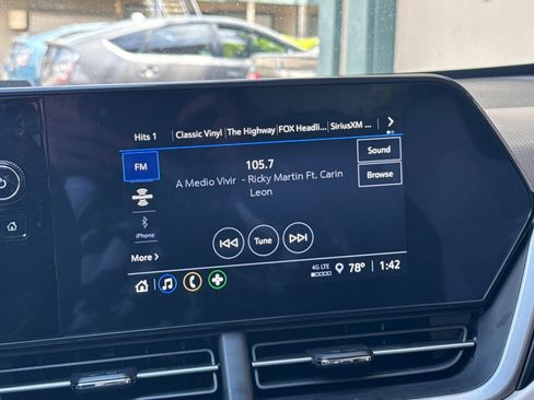 Used 2024 Chevrolet Trax LS w/ LS Convenience Package FWD image 26