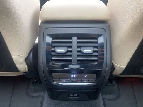 Used 2024 BMW X3 xDrive30i w/ Premium Package image 11