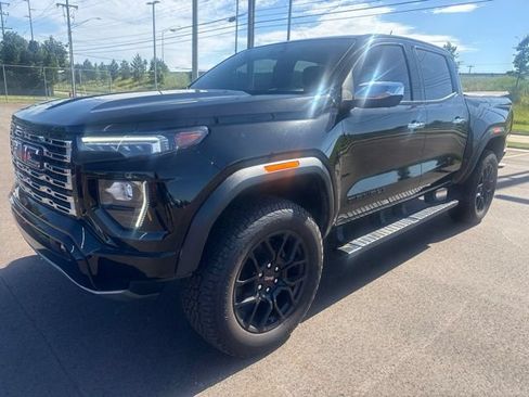 Certified 2023 GMC Canyon Denali w/ Denali Black Edition AWD/4WD image 1
