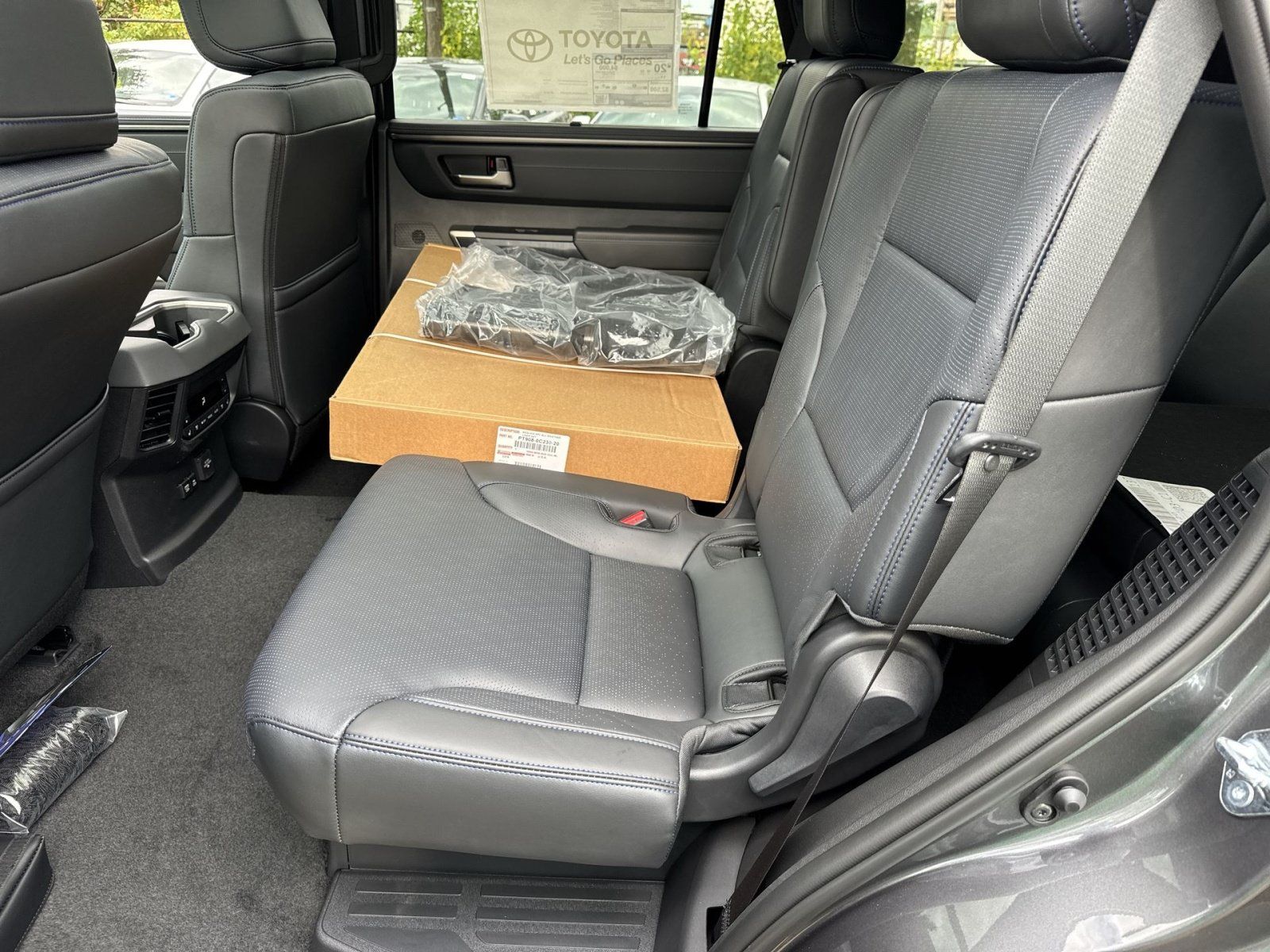 New 2026 Toyota Sequoia Platinum AWD/4WD image 33