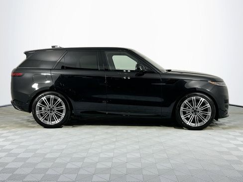 New 2026 Land Rover Range Rover Sport Dynamic SE image 4
