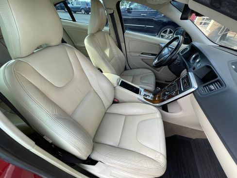 Used 2012 Volvo S60 T5 image 27