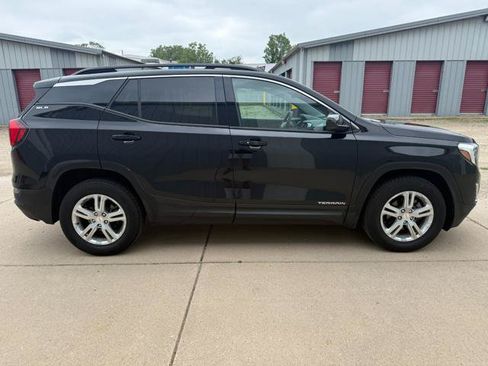Used 2019 GMC Terrain SLE w/ Driver Convenience Package AWD/4WD image 7