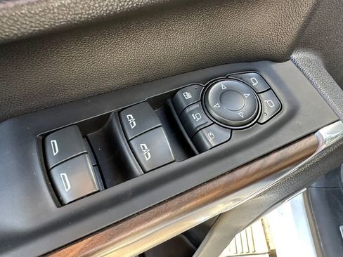 Used 2023 GMC Sierra 2500 SLT w/ SLT Premium Package image 30