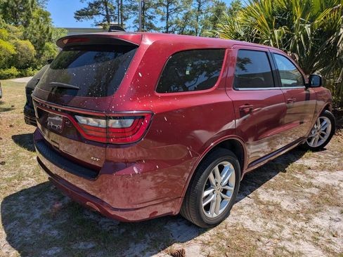 Used 2023 Dodge Durango GT RWD image 2