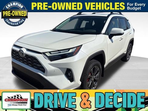 Used 2022 Toyota RAV4 Limited w/ Limited Grade Weather Package AWD/4WD image 1