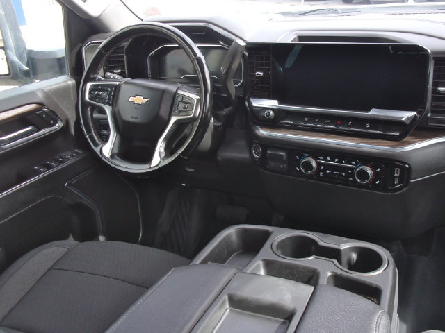 Used 2024 Chevrolet Silverado 2500 LT AWD/4WD image 23