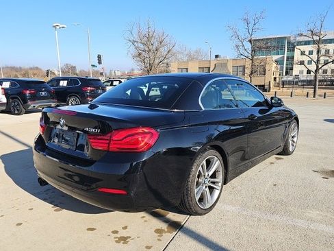 Used 2019 BMW 430i Convertible image 3