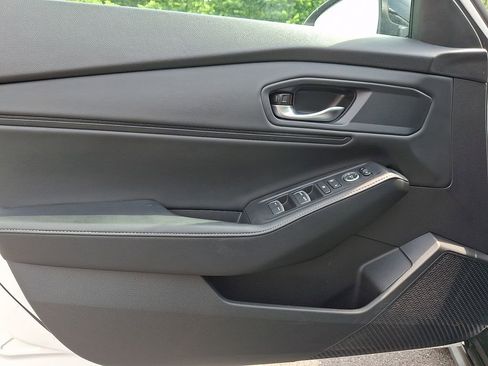 Used 2023 Honda Accord Sport image 12