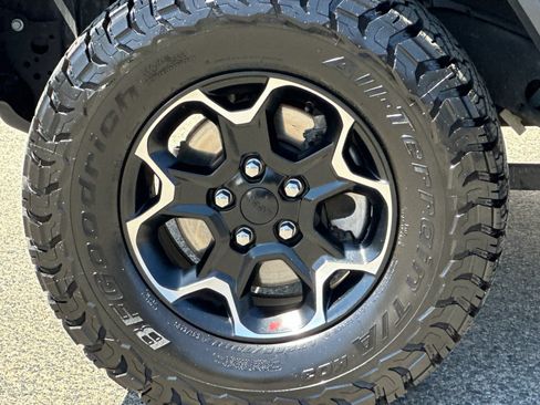 Used 2020 Jeep Wrangler Unlimited Rubicon w/ Quick Order Package 28Y Recon AWD/4WD image 39