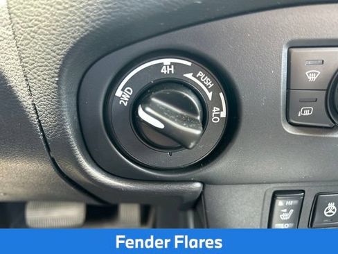 Used 2024 Nissan Frontier SV w/ Hardbody Edition AWD/4WD image 26