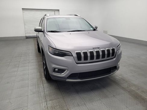 Used 2019 Jeep Cherokee Limited FWD image 14
