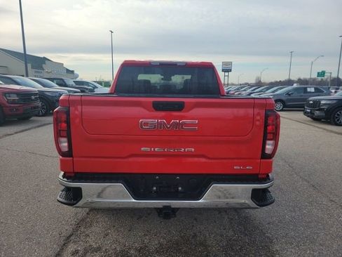 Used 2024 GMC Sierra 1500 SLE image 22
