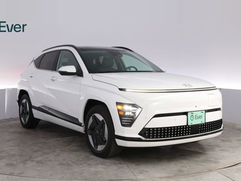 Used 2024 Hyundai Kona Limited FWD image 13