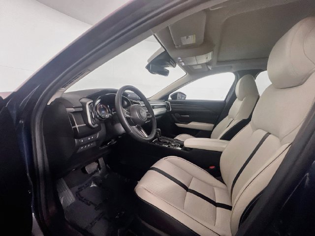 Used 2026 MAZDA CX-50 AWD 2.5 S w/ Premium Package image 15