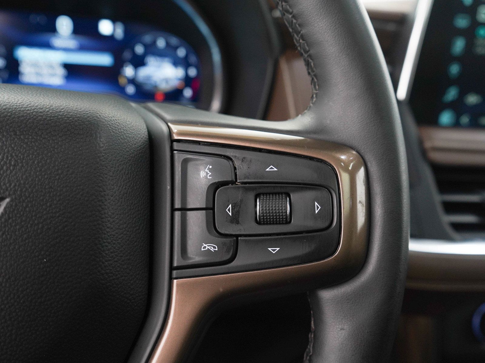 Used 2023 Chevrolet Tahoe High Country AWD/4WD image 30