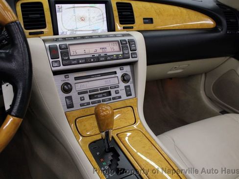 Used 2003 Lexus SC 430 Convertible image 28