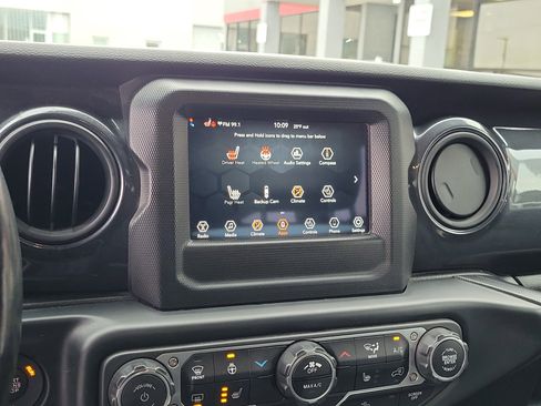 Used 2022 Jeep Wrangler Unlimited Sport image 26