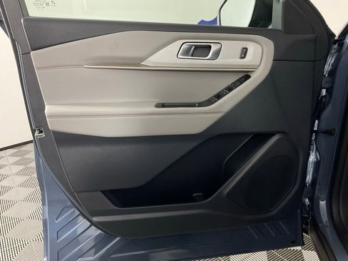 New 2026 Ford Explorer Active w/ Active Comfort Package RWD image 12