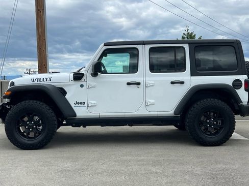 Used 2025 Jeep Wrangler Unlimited Sport S 4xe AWD/4WD image 7