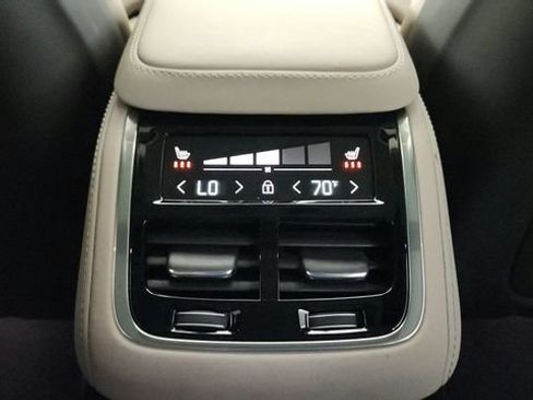 Certified 2026 Volvo XC90 B6 Ultra w/ Protection Package AWD/4WD image 72