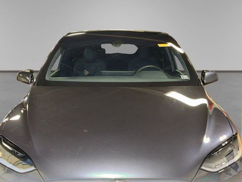 Used 2024 Tesla Model X Base image 11