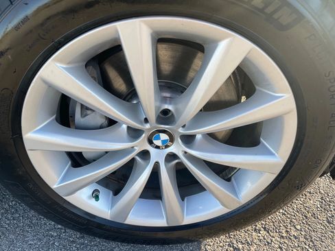 Used 2018 BMW 740i image 5