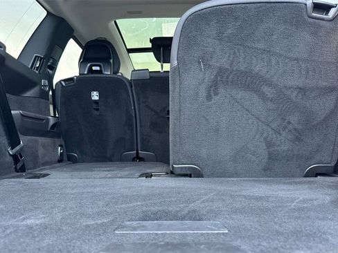 Certified 2025 Volvo XC90 B6 Plus image 16