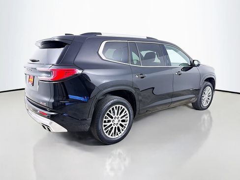Used 2024 GMC Acadia Denali AWD/4WD image 8