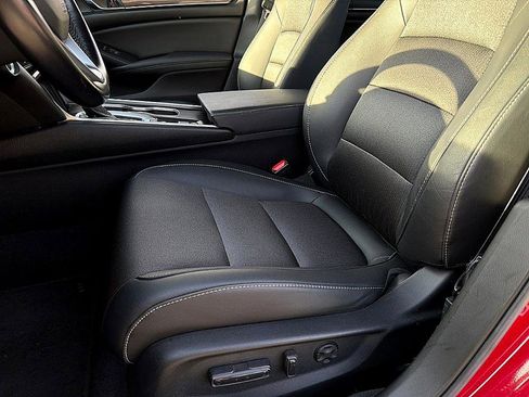 Used 2021 Honda Accord Sport image 9