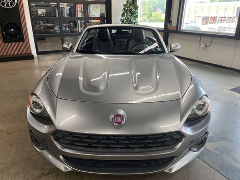 Used 2017 FIAT 124 Spider Lusso RWD image 31