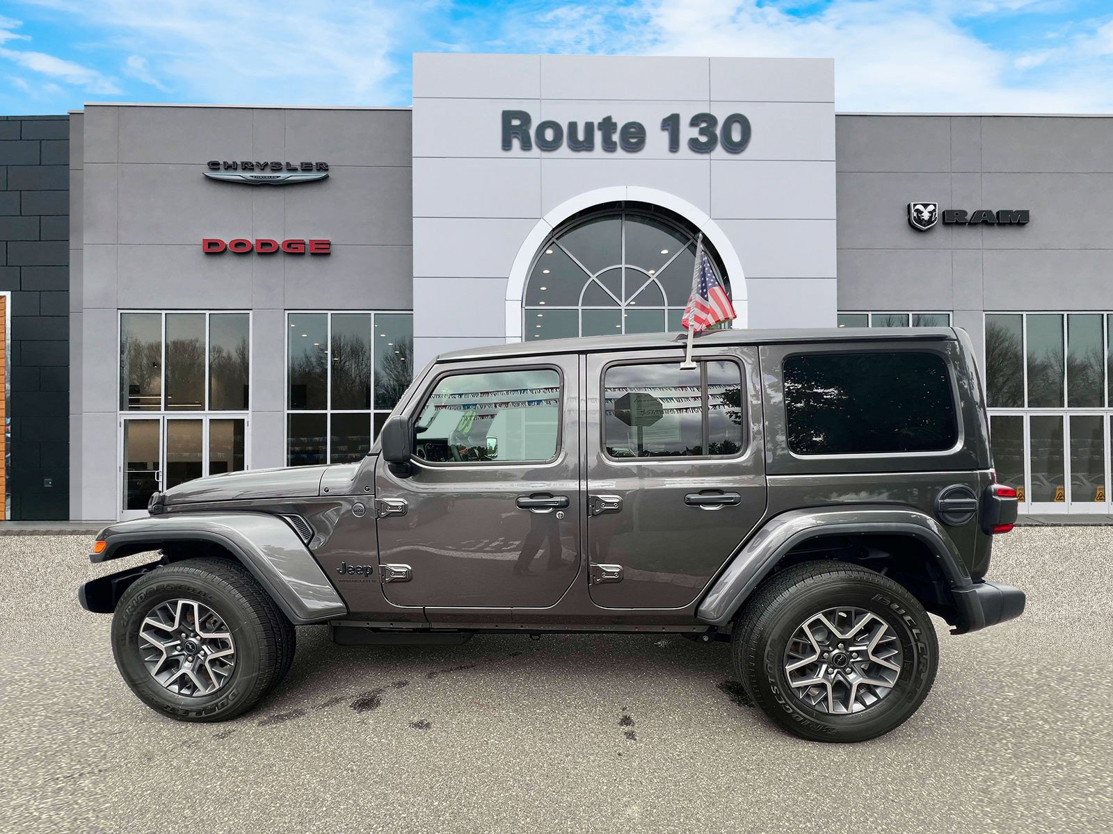 Used 2026 Jeep Wrangler Unlimited Sahara AWD/4WD image 5