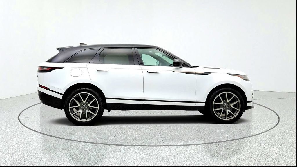 Used 2023 Land Rover Range Rover Velar R-Dynamic S AWD/4WD image 4