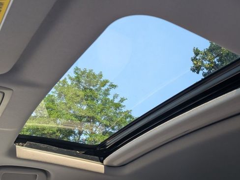 Used 2020 Honda CR-V EX-L image 17