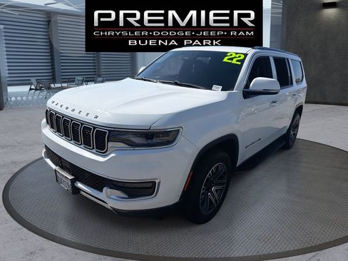 Used 2022 Jeep Wagoneer Series III AWD/4WD image 1