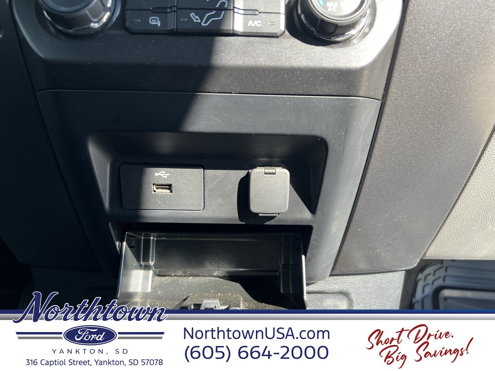 Used 2017 Ford F350 XLT w/ XLT Value Package AWD/4WD image 34