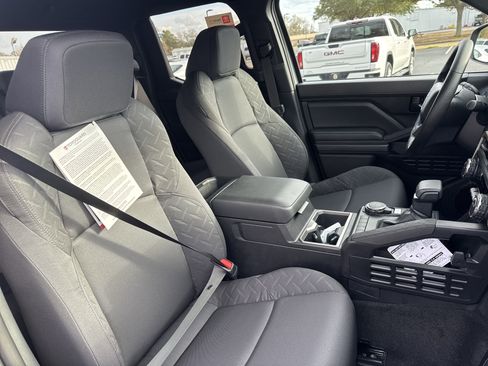 New 2026 Toyota Tacoma SR5 image 33