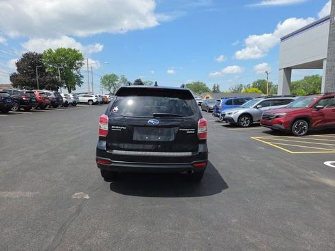 Used 2016 Subaru Forester 2.5i Limited AWD/4WD image 5