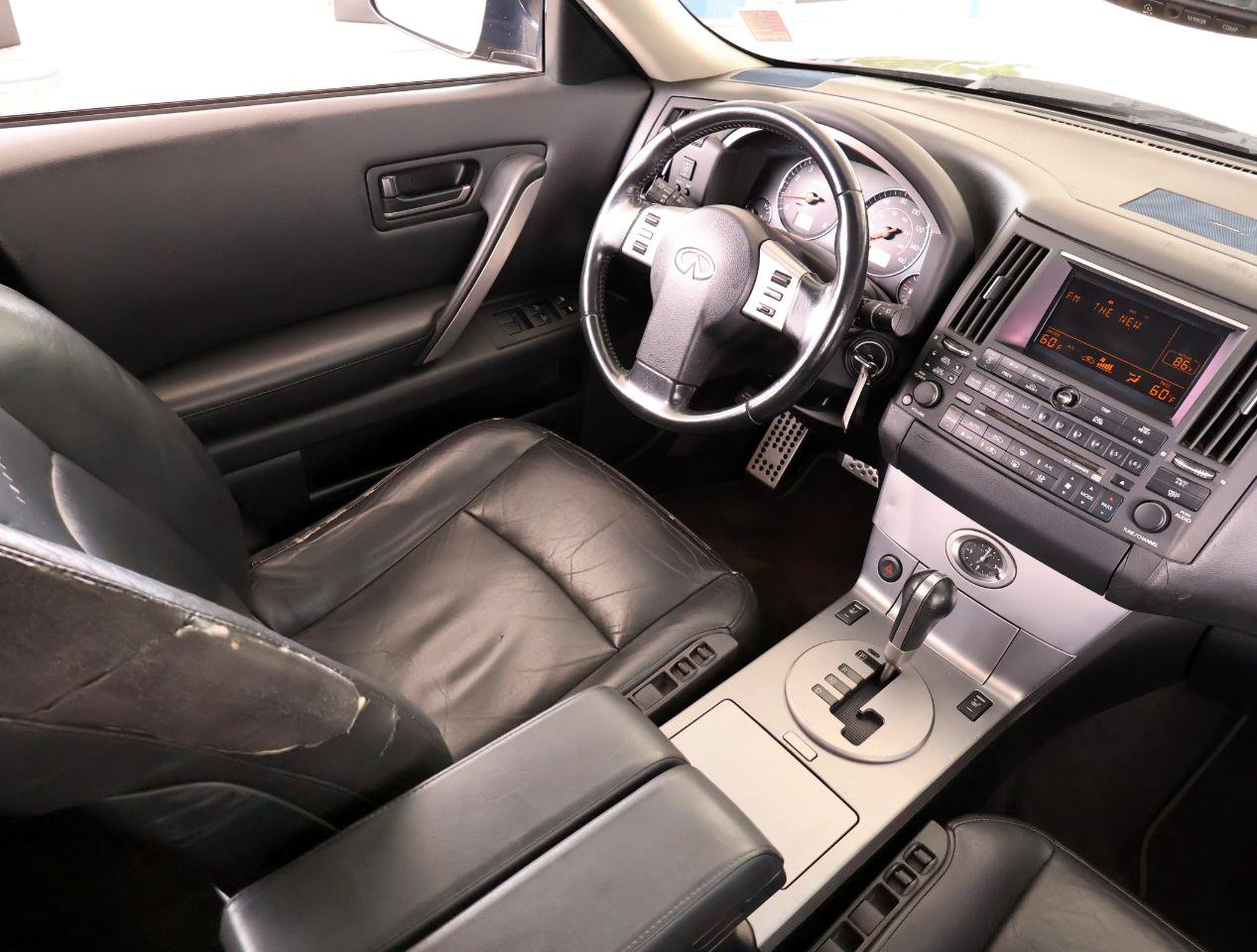 Used 2004 INFINITI FX35 2WD w/ Touring Pkg image 15