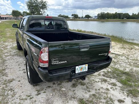 Used 2012 Toyota Tacoma PreRunner w/ TRD Sport Pkg RWD image 11