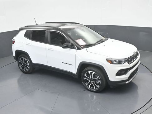 Used 2023 Jeep Compass Limited image 51