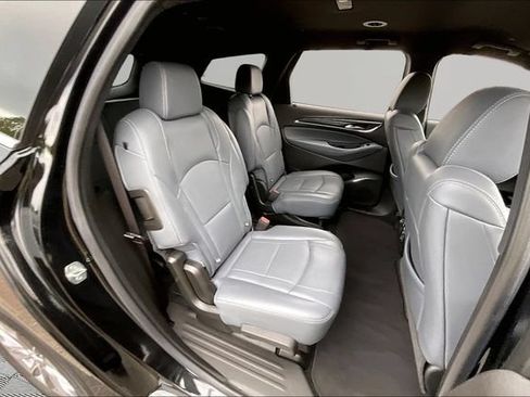 Used 2023 Buick Enclave Essence FWD image 17