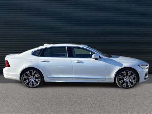 Certified 2024 Volvo S90 B6 Ultimate w/ Protection Package Premier image 4