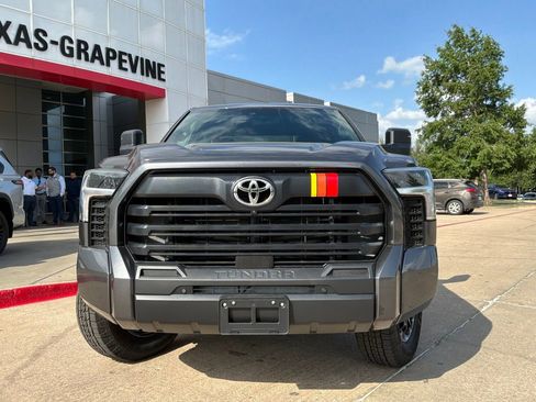 New 2026 Toyota Tundra SR5 AWD/4WD image 3