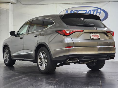 Used 2024 Acura MDX SH-AWD image 8