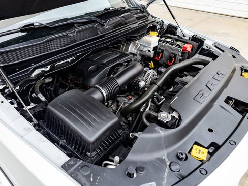 Used 2022 RAM 1500 Laramie w/ Sport Appearance Package image 40