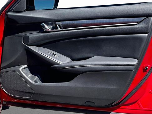 Used 2021 Honda Accord Sport image 17